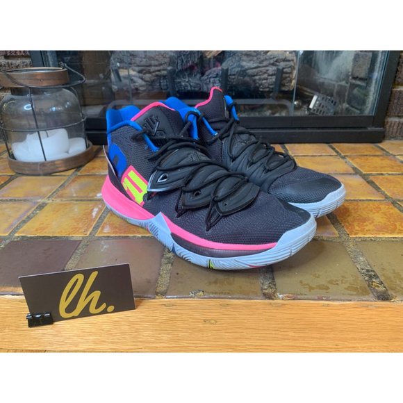 Mens 10 Nike Kyrie 5 “Just Do It” Athletic Basketball Sneakers AO2918-003 - Picture 4 of 9